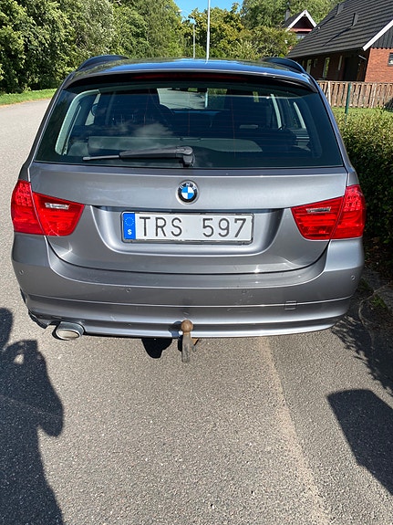 BMW 320d 4 of 10