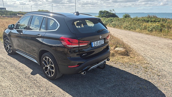 BMW X1 3 of 6