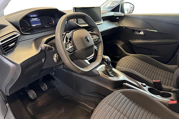Peugeot 208 8 of 14