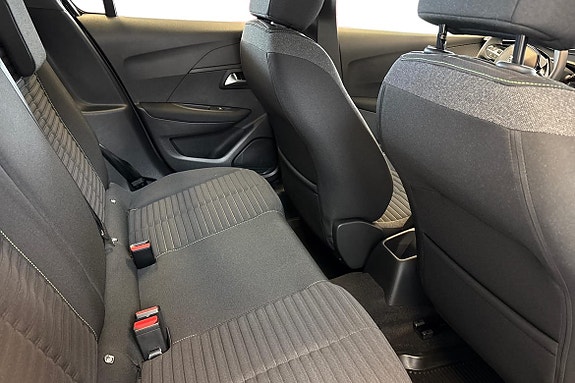 Peugeot 208 11 of 14