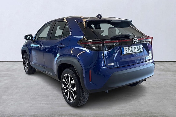 Toyota Yaris Cross 4 of 15