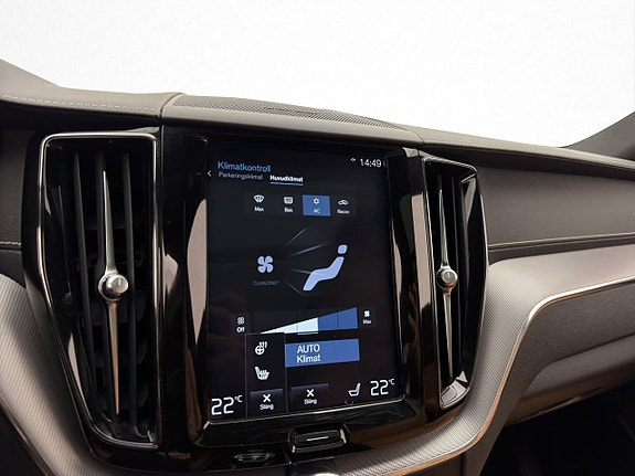 Volvo XC60 28 of 30