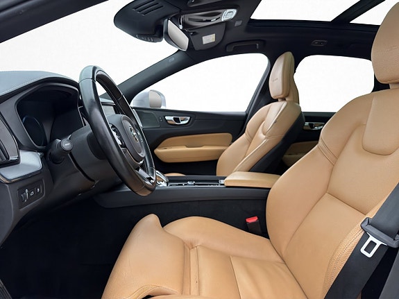 Volvo XC60 22 of 30