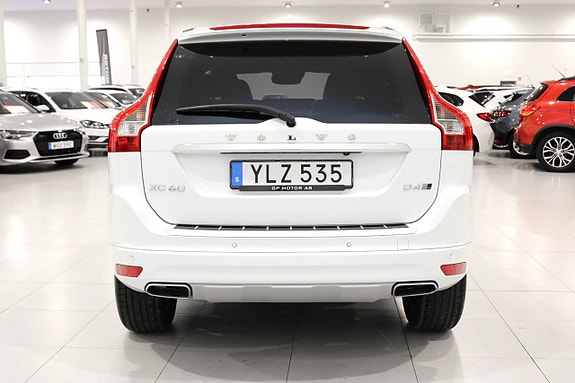 Volvo XC60 4 of 28