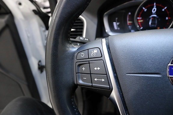 Volvo XC60 27 of 28