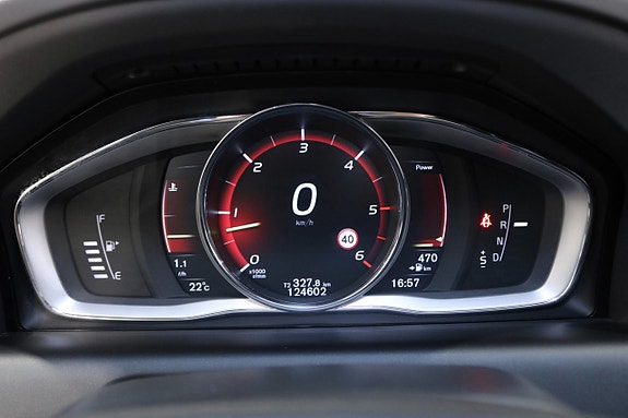 Volvo XC60 26 of 28