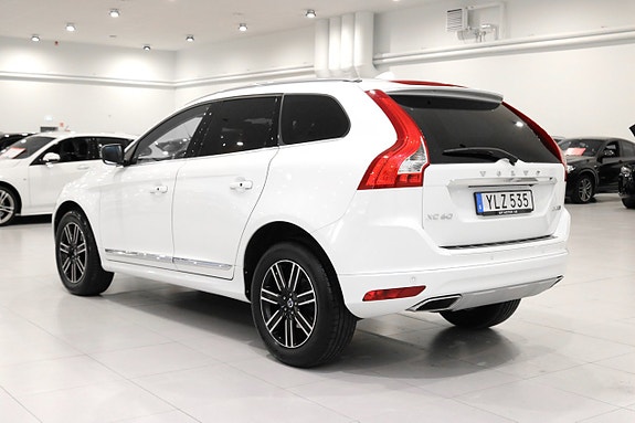 Volvo XC60 5 of 28