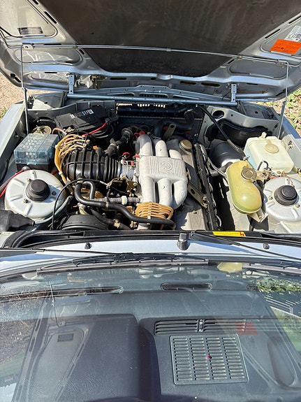 BMW 323i 5 of 5
