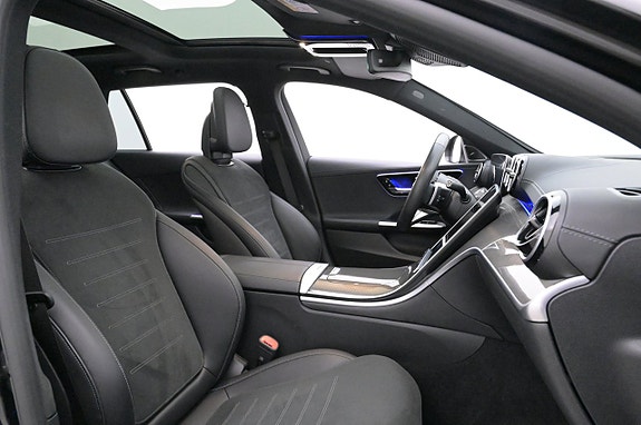 Mercedes-Benz C300 15 of 27