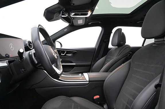 Mercedes-Benz C300 11 of 27