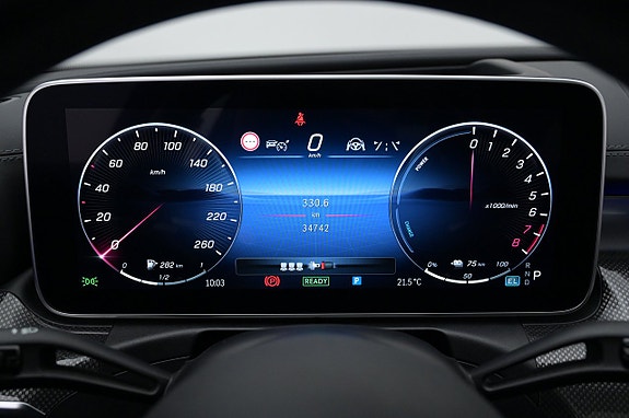 Mercedes-Benz C300 10 of 27