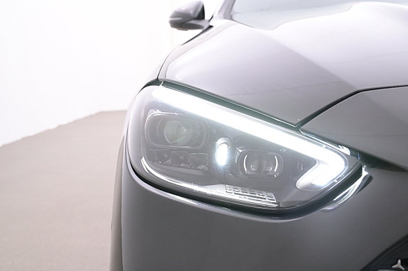 Mercedes-Benz C300 26 of 27