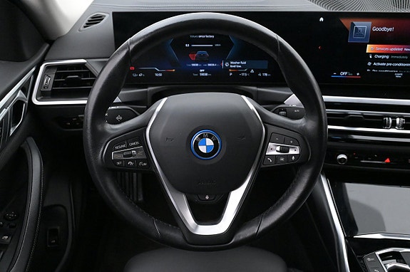 BMW i4 7 of 27