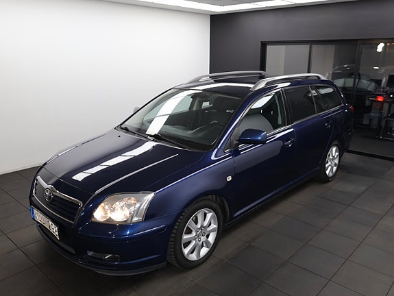 Toyota Avensis 3 of 17