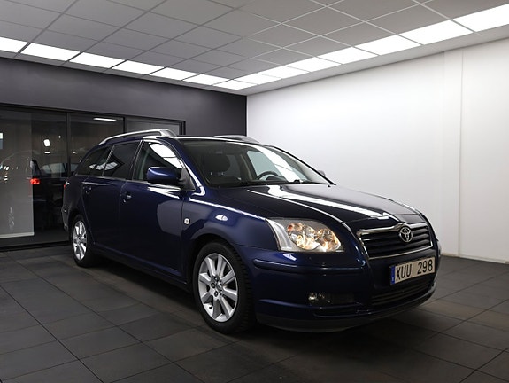 Toyota Avensis 5 of 17