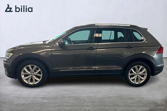 Volkswagen Tiguan 3 of 21