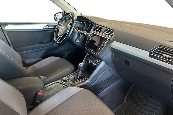 Volkswagen Tiguan 7 of 21