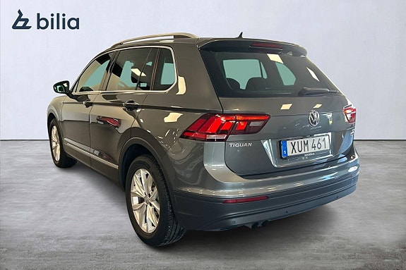 Volkswagen Tiguan 2 of 21