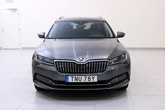 Skoda Superb 7 of 30