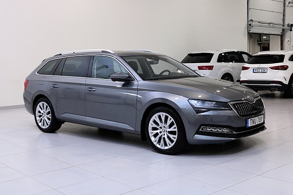 Skoda Superb 2 of 30