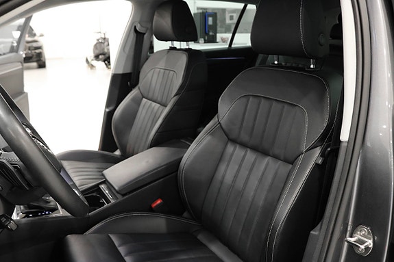 Skoda Superb 14 of 30