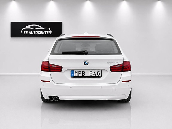 BMW 520d 4 of 12