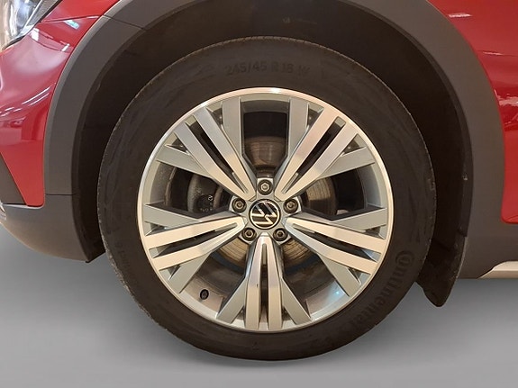 Volkswagen Passat Alltrack 13 of 13