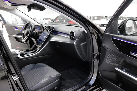 Mercedes-Benz C300 12 of 28