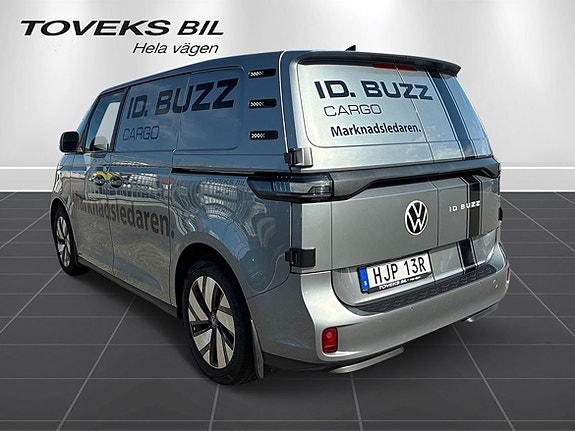 Volkswagen ID. Buzz 3 of 21