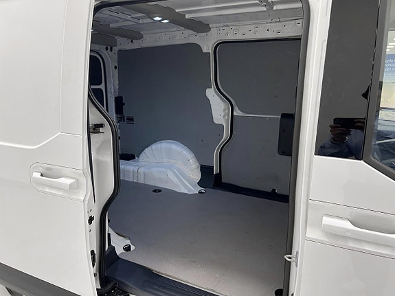 Kia PV5 15 of 23