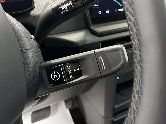 Kia PV5 12 of 23