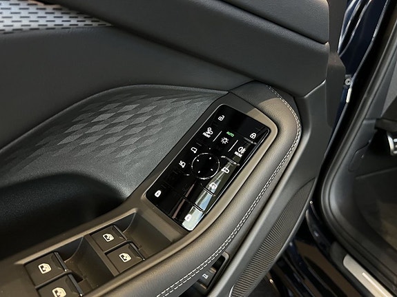 Audi A6 12 of 12
