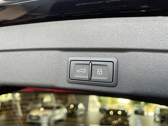 Audi A6 5 of 12