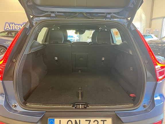 Volvo XC40 21 of 22