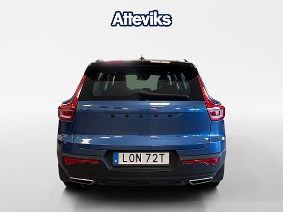 Volvo XC40 4 of 22
