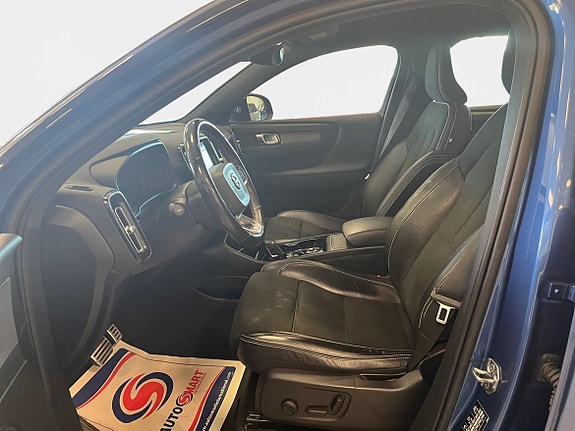 Volvo XC40 9 of 22