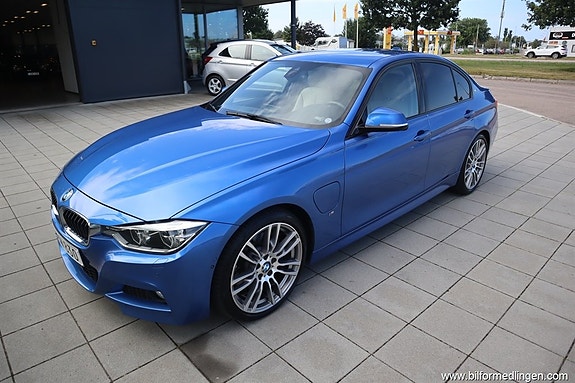 BMW 330e 2 of 19