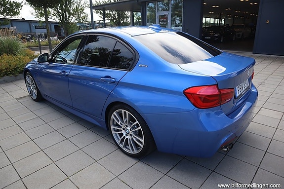 BMW 330e 3 of 19