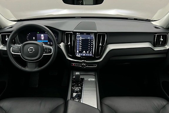 Volvo XC60 6 of 30