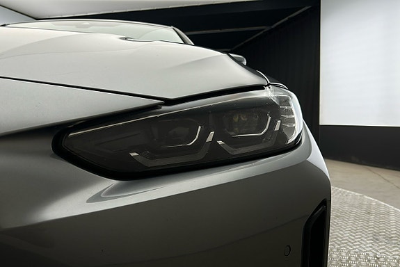 BMW i4 11 of 28