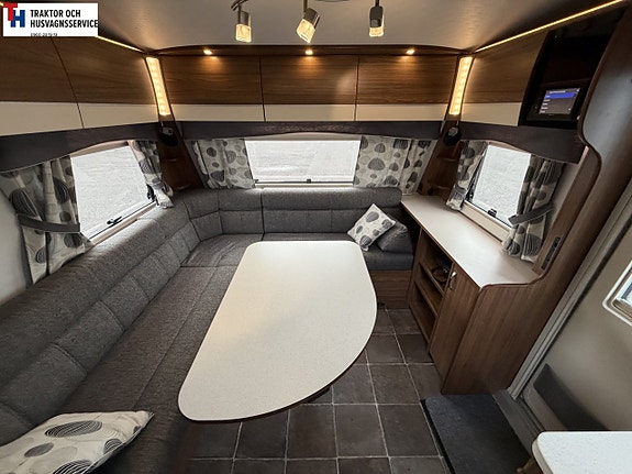 Polar 700 CTX Livingroom med Dinette. AC och Förtält, -15 20 of 21