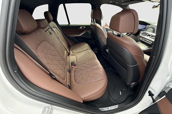 BMW X5 13 of 18