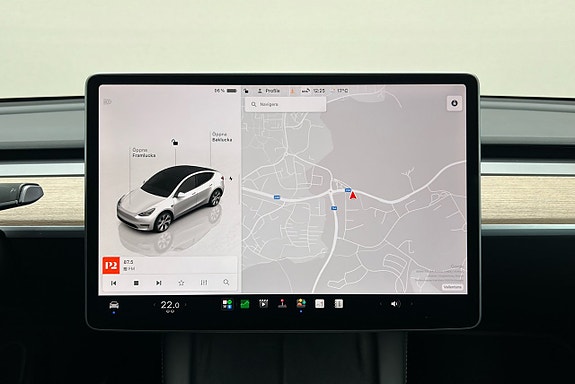 Tesla Model Y 7 of 27