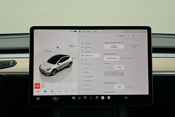 Tesla Model Y 25 of 27