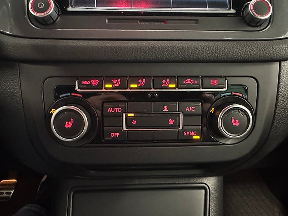 Volkswagen Tiguan 24 of 26