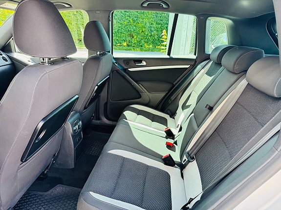 Volkswagen Tiguan 7 of 26