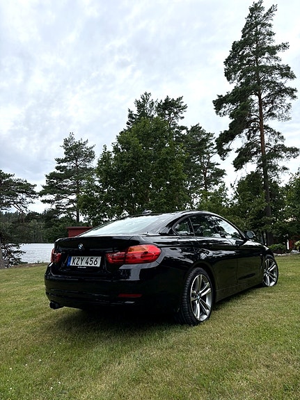 BMW 430i 3 of 9