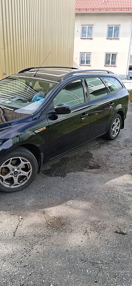 Ford Mondeo 3 of 4