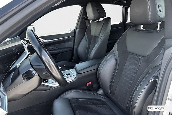 BMW i4 11 of 27