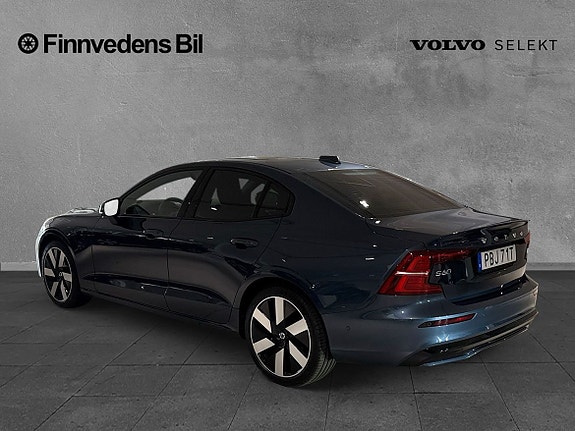 Volvo S60 3 of 11